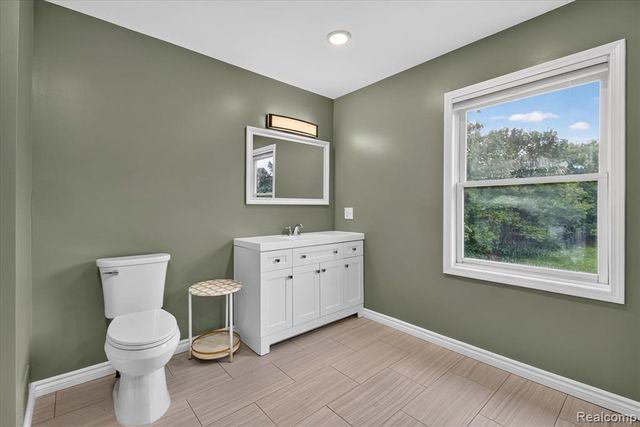 8114 Chilson Road, Pinckney, MI 48169