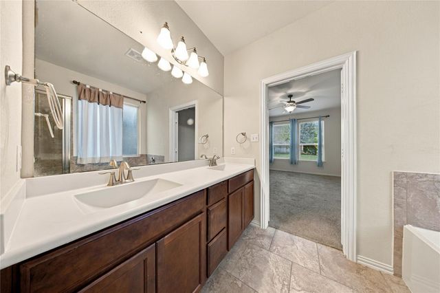 181 Fossilstone TRL, Buda, TX 78610