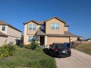 8755 Fischer Falls, San Antonio, TX 78254