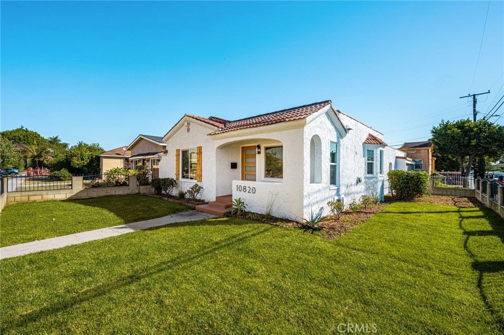 10820 Capistrano, Lynwood, CA 90262 — photo 5