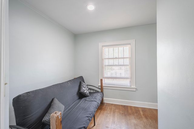1100 Dickinson Street SE, Grand Rapids, MI 49507