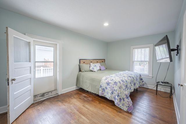 1100 Dickinson Street SE, Grand Rapids, MI 49507