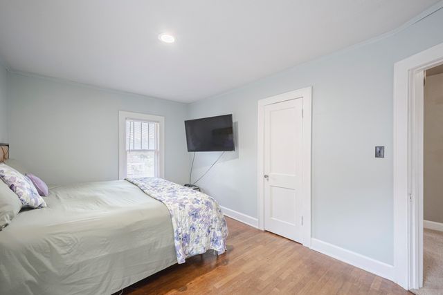 1100 Dickinson Street SE, Grand Rapids, MI 49507