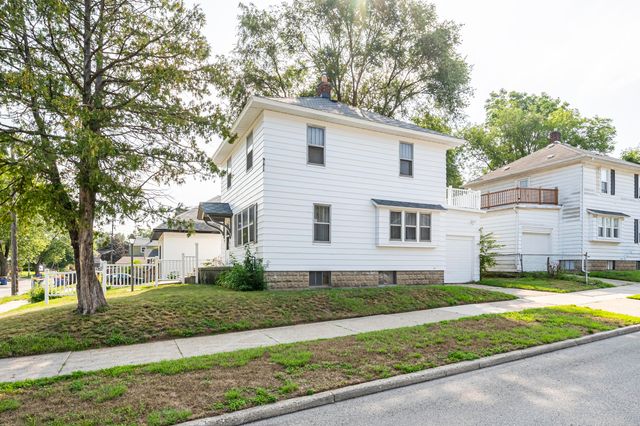 1100 Dickinson Street SE, Grand Rapids, MI 49507