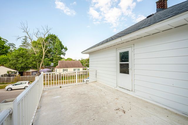 1100 Dickinson Street SE, Grand Rapids, MI 49507