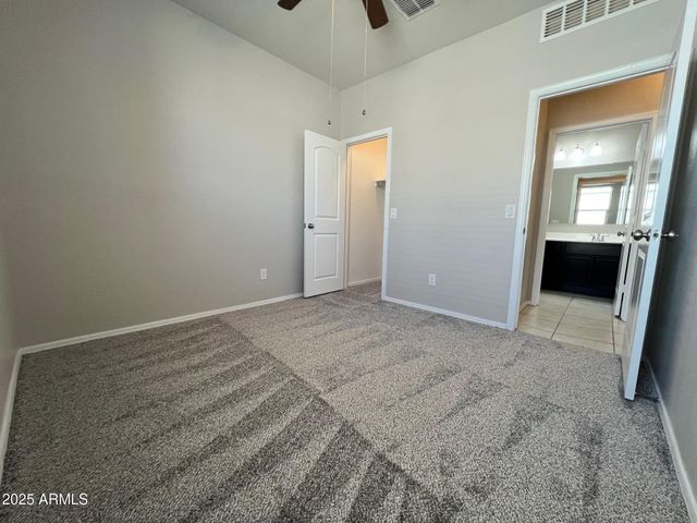 28945 N AMBER Way, San Tan Valley, AZ 85143