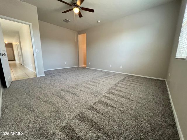 28945 N AMBER Way, San Tan Valley, AZ 85143