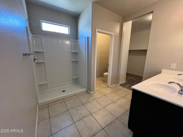 28945 N AMBER Way, San Tan Valley, AZ 85143