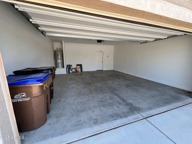 28945 N AMBER Way, San Tan Valley, AZ 85143