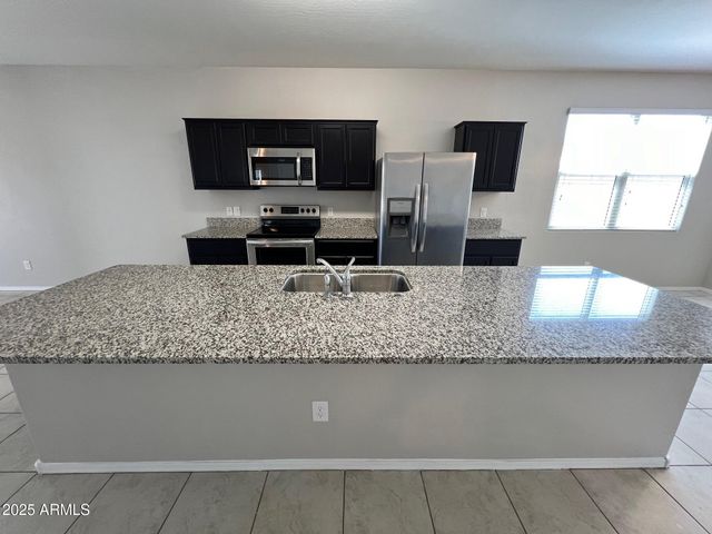 28945 N AMBER Way, San Tan Valley, AZ 85143