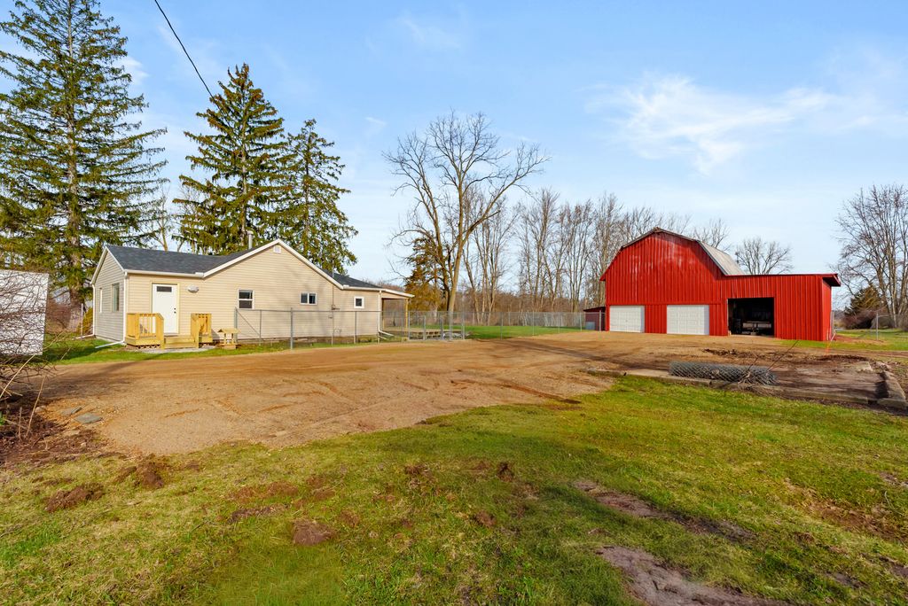 26234 Michigan 43, Almena Twp, MI 49071