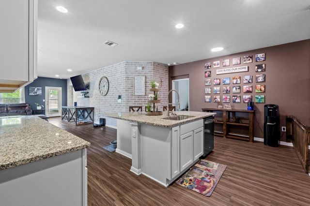 2417 Bridges Ranch RD, Georgetown, TX 78628