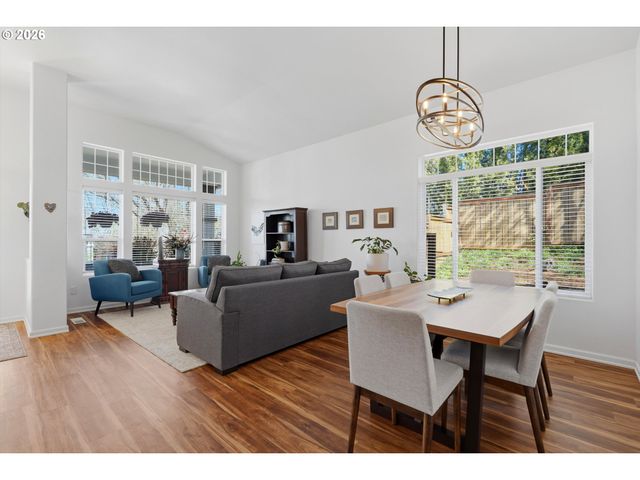 13936 Sw UPLANDS Dr, Tigard, OR 97223