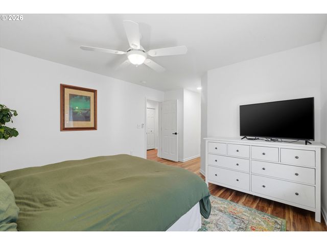 13936 Sw UPLANDS Dr, Tigard, OR 97223