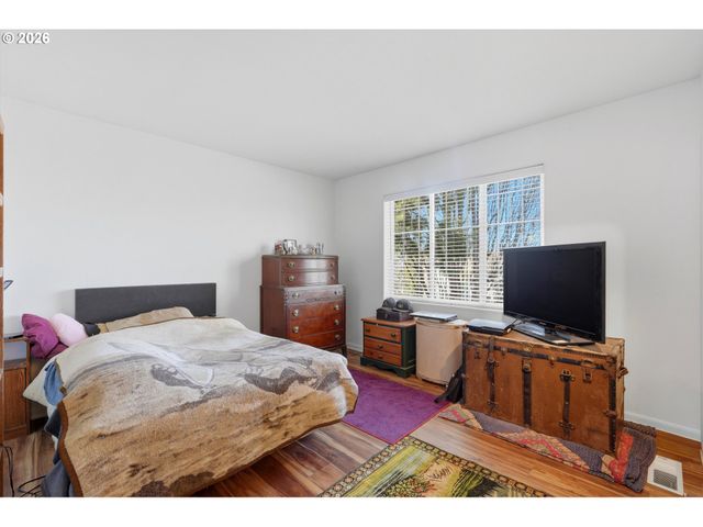 13936 Sw UPLANDS Dr, Tigard, OR 97223