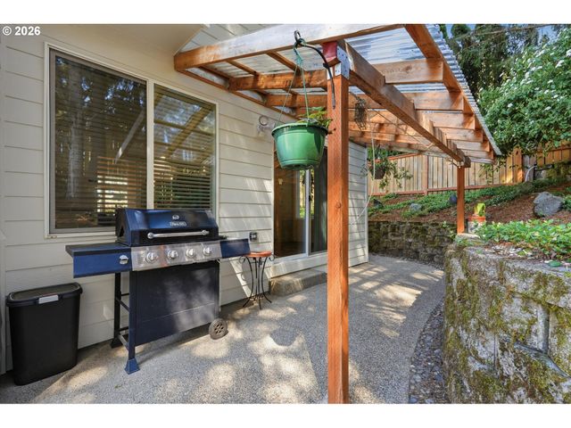 13936 Sw UPLANDS Dr, Tigard, OR 97223