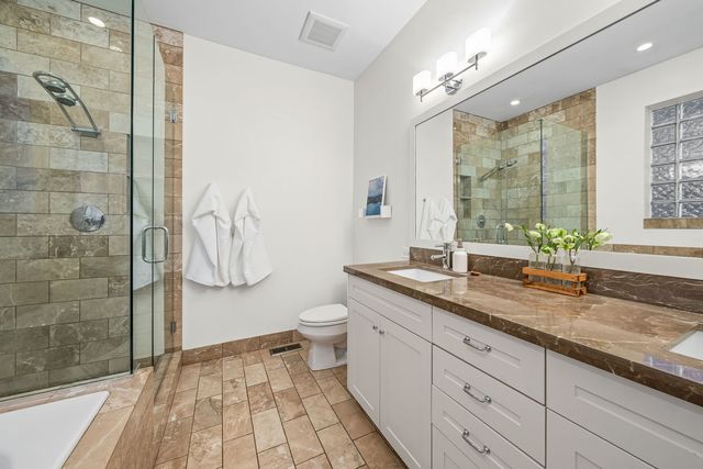 2650 N Mildred Avenue 1, Chicago, IL 60614