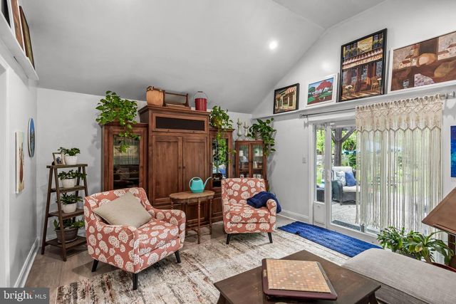 1 STURBRIDGE CT, Medford, NJ 08055