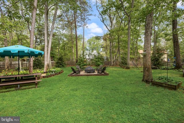 1 STURBRIDGE CT, Medford, NJ 08055