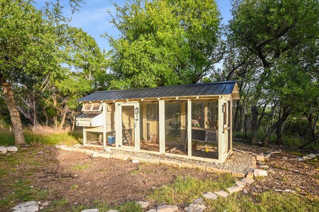 1124 RIVER MOUNTAIN RD, Wimberley, TX 78676