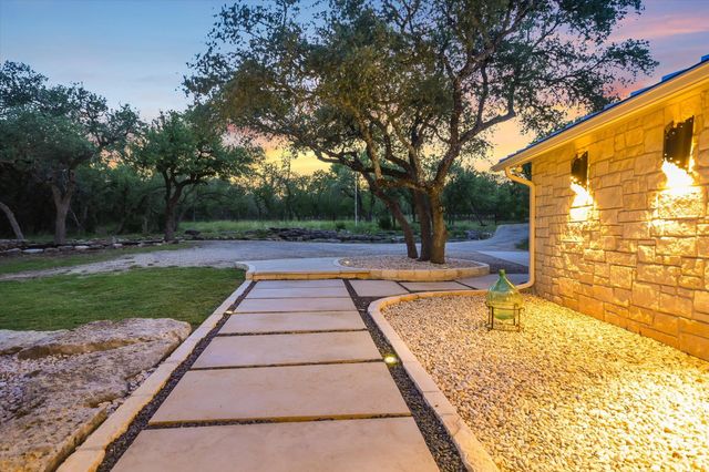 1124 RIVER MOUNTAIN RD, Wimberley, TX 78676