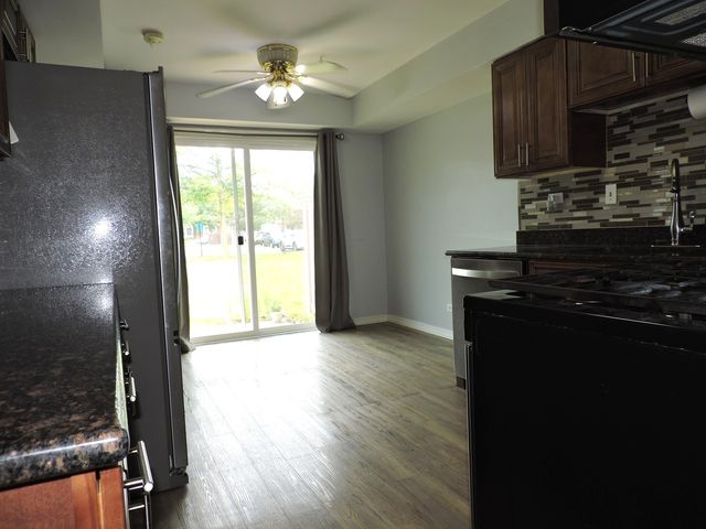 2216 Andover Court, Schaumburg, IL 60194