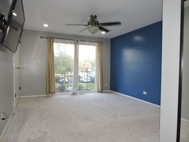 2216 Andover Court, Schaumburg, IL 60194