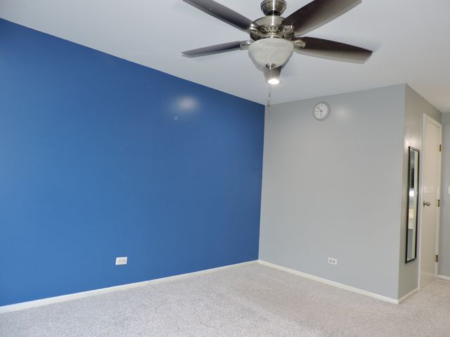 2216 Andover Court, Schaumburg, IL 60194