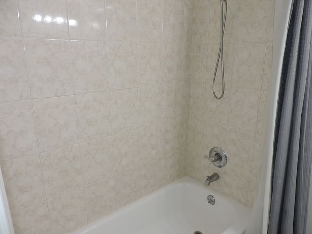 2216 Andover Court, Schaumburg, IL 60194