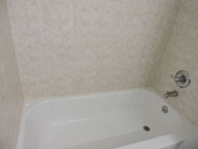 2216 Andover Court, Schaumburg, IL 60194