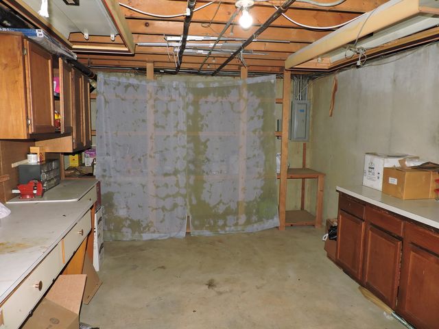 2216 Andover Court, Schaumburg, IL 60194