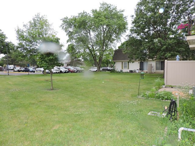 2216 Andover Court, Schaumburg, IL 60194