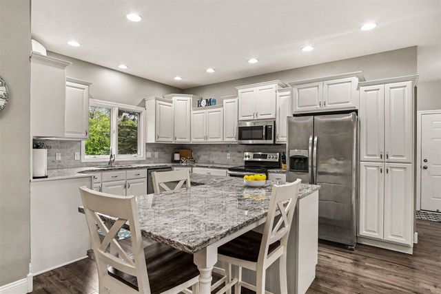 8833 Conifer Ridge Drive, Byron Center, MI 49315