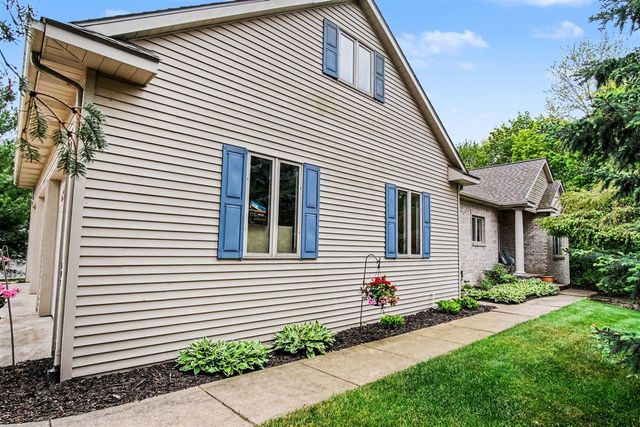 8833 Conifer Ridge Drive, Byron Center, MI 49315