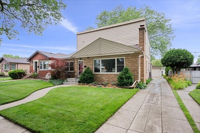 7448 Keeler Avenue, Skokie, IL 60076