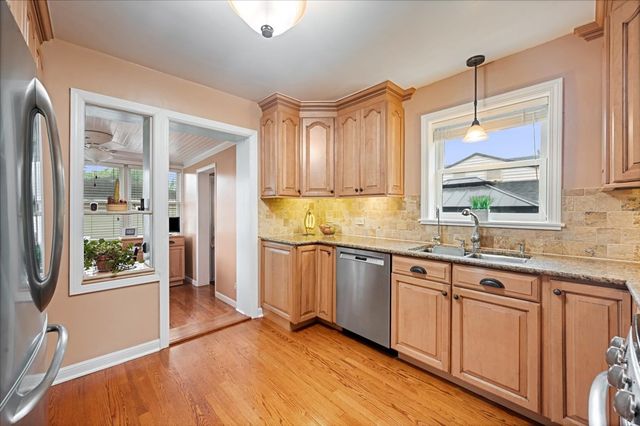 7448 Keeler Avenue, Skokie, IL 60076