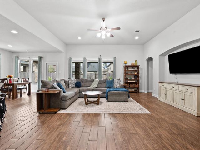 3325 Boxwood Forest Court, Conroe, TX 77301