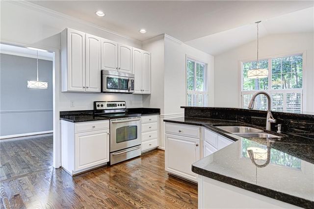 5 Crab Tree Court, Greensboro, NC 27455