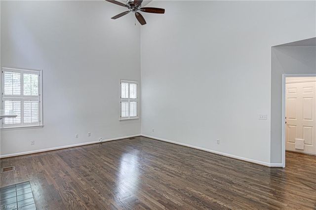 5 Crab Tree Court, Greensboro, NC 27455