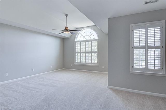 5 Crab Tree Court, Greensboro, NC 27455