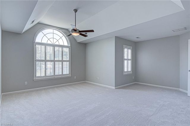 5 Crab Tree Court, Greensboro, NC 27455