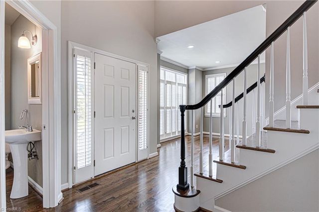 5 Crab Tree Court, Greensboro, NC 27455