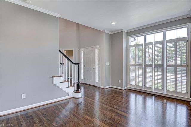 5 Crab Tree Court, Greensboro, NC 27455