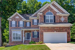 5 Crab Tree Court, Greensboro, NC 27455