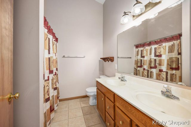 4504 Woodrose Court, Grand Rapids, MI 49508