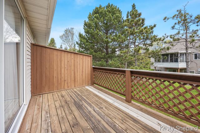 4504 Woodrose Court, Grand Rapids, MI 49508