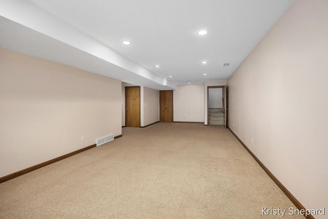 4504 Woodrose Court, Grand Rapids, MI 49508