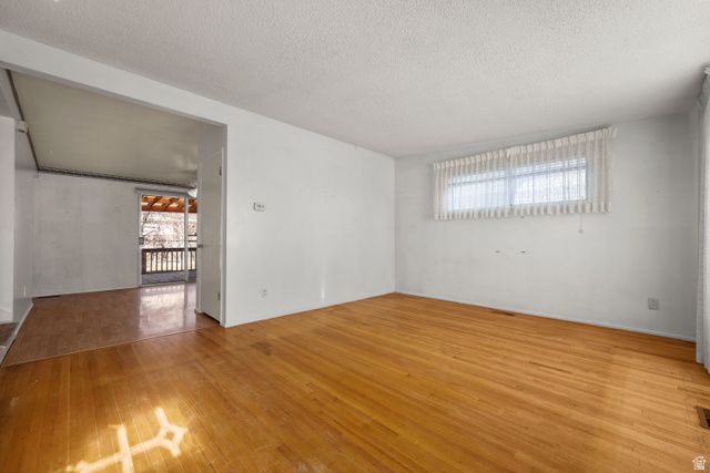 431 E 9150 S, Sandy, UT 84070