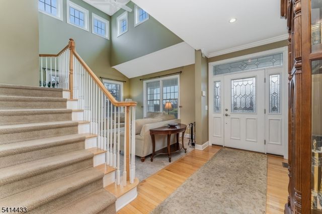 4 Fox Chase Turn, Union Twp., NJ 08867