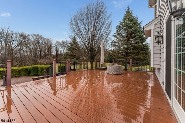 4 Fox Chase Turn, Union Twp., NJ 08867